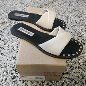 Steve Madden Women Metis White Slide Rhinestones Slip On Open Toe Sandal Size 6